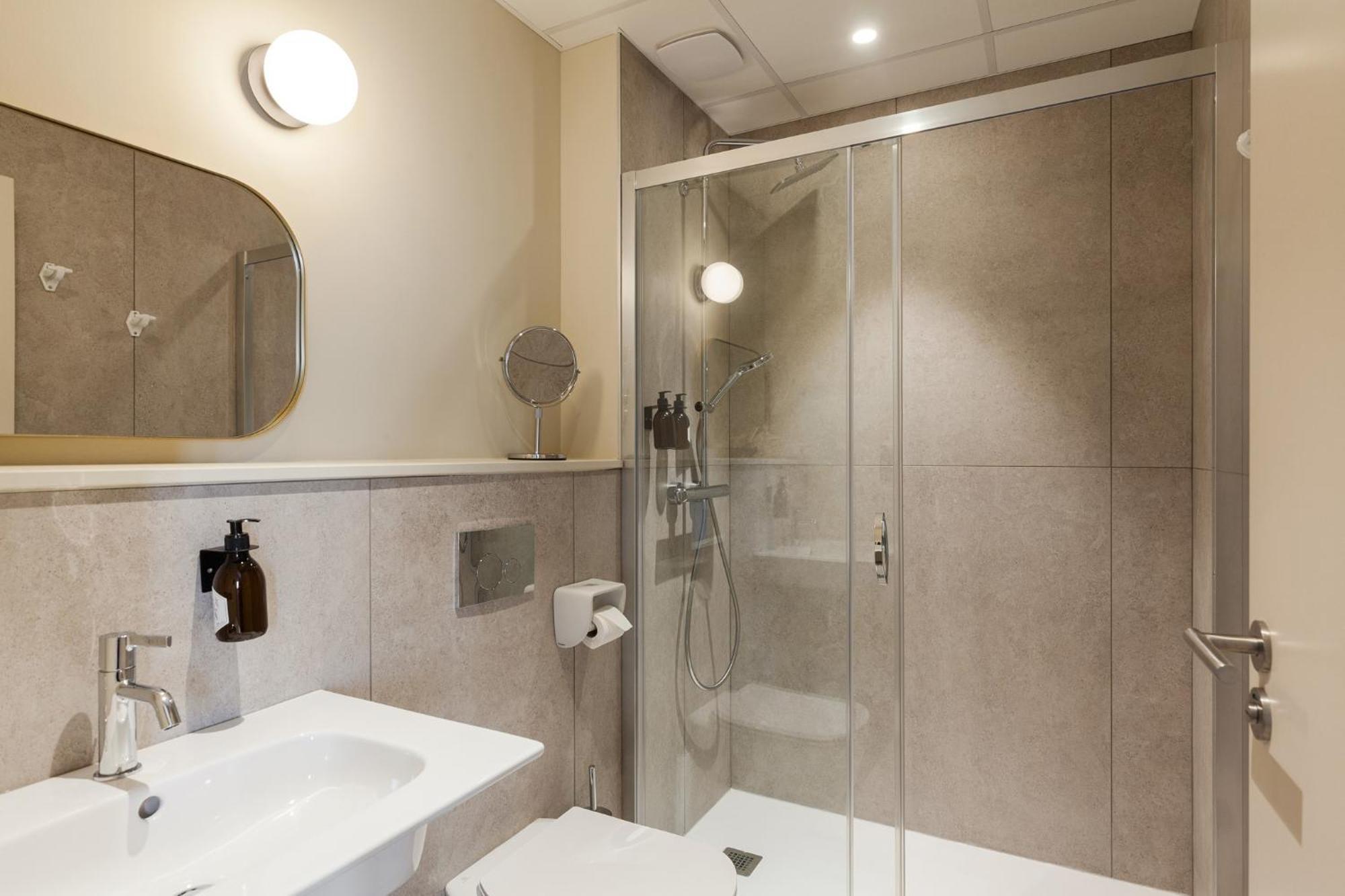 Hotel Gambettes - Entree Autonome, Reception En Ligne - Encore Mieux Limoges Luaran gambar